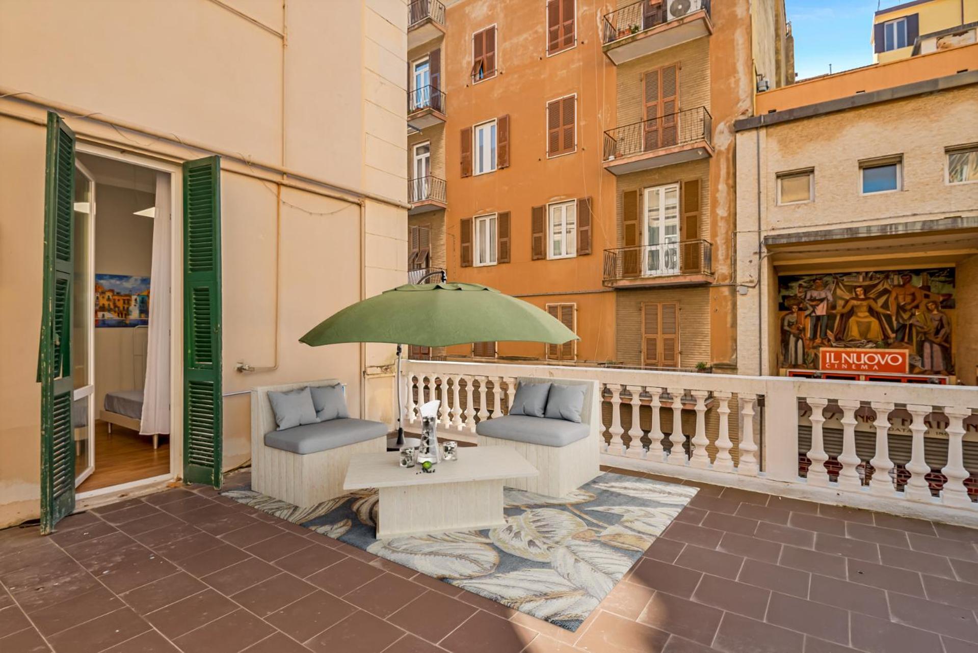Redamare In The Center Of The * La Spezia